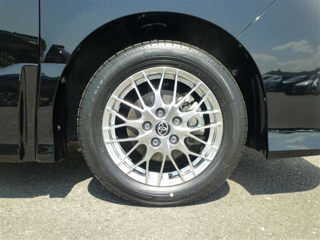 トヨタ ノア １．８ ハイブリッド ＳＩ ＷＸＢＩＩ R2年 (東北) 99