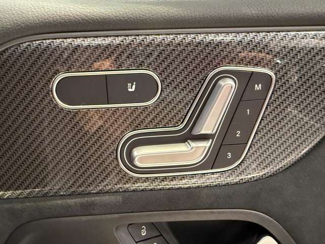 メルセデスベンツ ＧＬＢクラス ２００Ｄ ４マチック ＡＭＧラインパッケージ ディーゼルターボ ４ＷＤ ＭＰ２０２２０２ R4年 (関東) 99