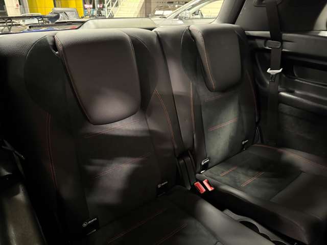 メルセデスベンツ ＧＬＢクラス ２００Ｄ ４マチック ＡＭＧラインパッケージ ディーゼルターボ ４ＷＤ ＭＰ２０２２０２ R4年 (関東) 99