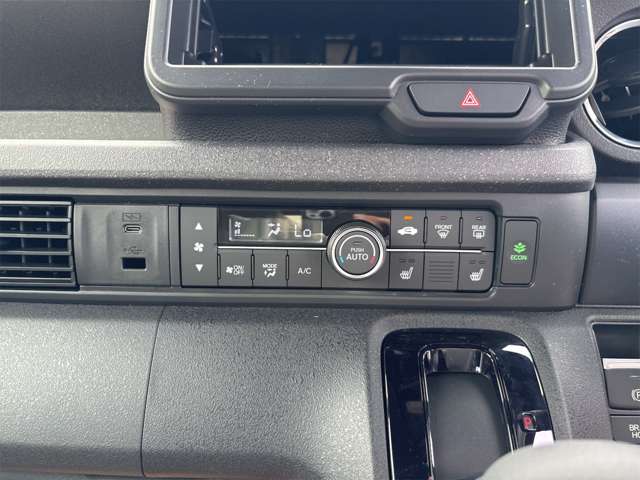 ホンダ Ｎ　ＢＯＸ カスタム ６６０ R7年 (近畿) 99