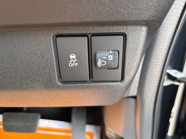 ホンダ Ｎ　ＢＯＸ カスタム ６６０ R7年 (近畿) 99