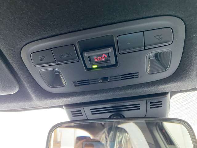 トヨタ ヤリス １．５ ハイブリッド Ｘ Ｅ－ＦＯＵＲ ４ＷＤ R7年 (東北) 99