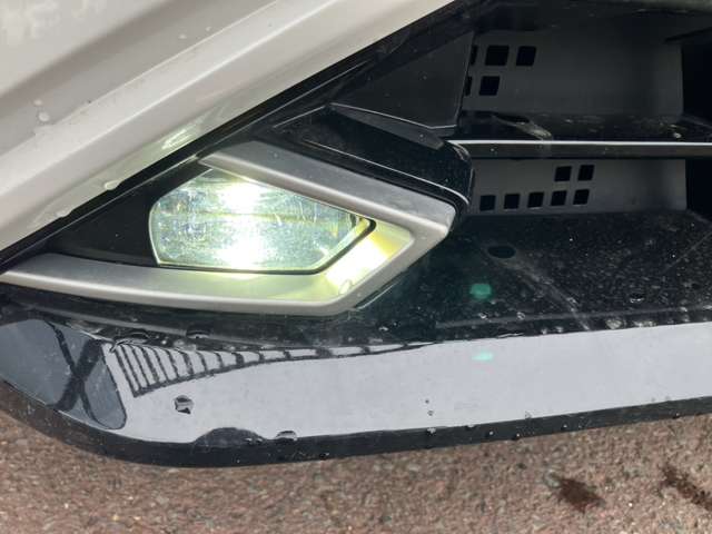 日産 ノートオーラ １．２ Ｇ ＦＯＵＲ ４ＷＤ R4年 (東北) 99