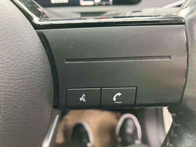 日産 ノートオーラ １．２ Ｇ ＦＯＵＲ ４ＷＤ R4年 (東北) 99