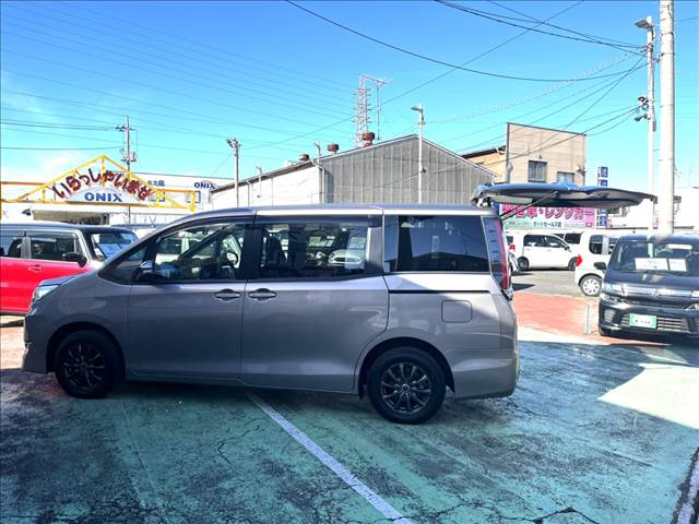 トヨタ ノア ２．０ Ｘ ウェルキャブ スロープタイプＩＩ サードシート付 H30年 (関東) 99