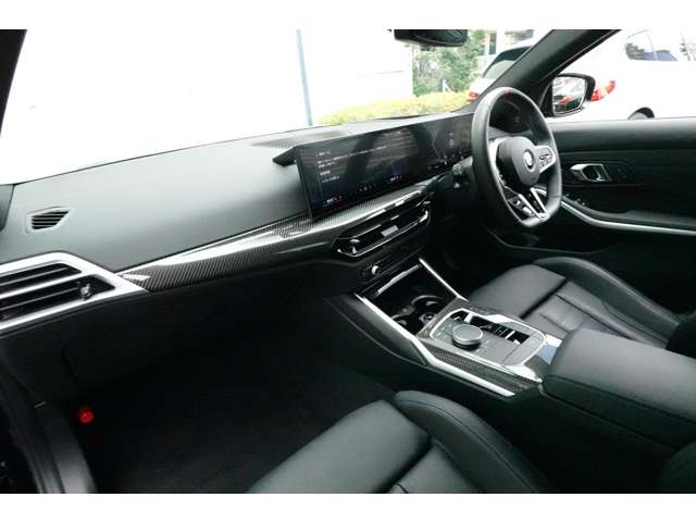 ＢＭＷ ３シリーズ Ｍ３４０Ｉ Ｘドライブ ４ＷＤ R6年 (近畿) 99