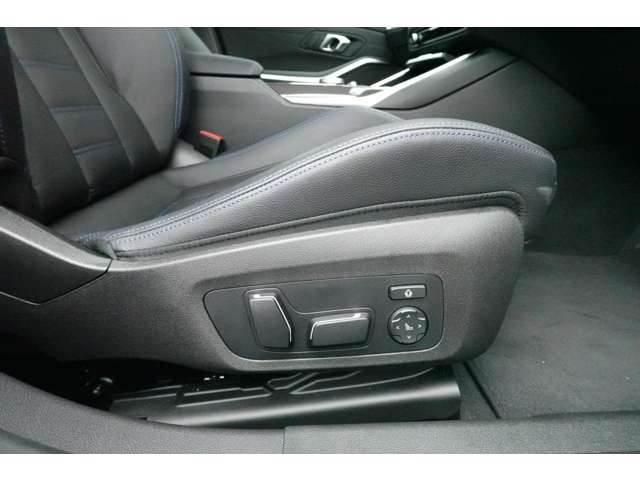 ＢＭＷ ３シリーズ Ｍ３４０Ｉ Ｘドライブ ４ＷＤ R6年 (近畿) 99