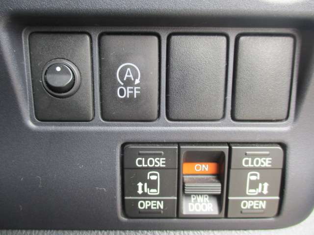 トヨタ ノア ２．０ ＳＩ H28年 (中国) 99