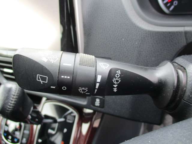 トヨタ ノア ２．０ ＳＩ H28年 (中国) 99