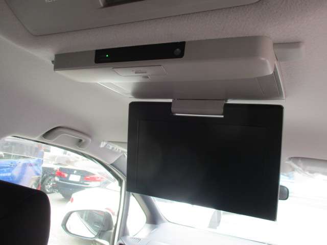 トヨタ ノア ２．０ ＳＩ H28年 (中国) 99