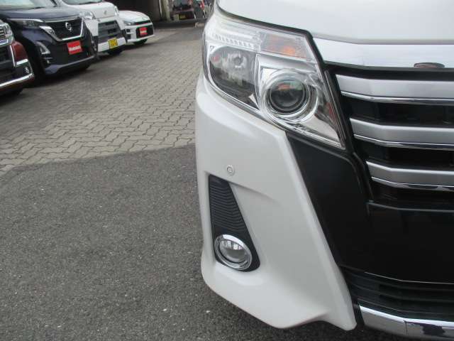 トヨタ ノア ２．０ ＳＩ H28年 (中国) 99