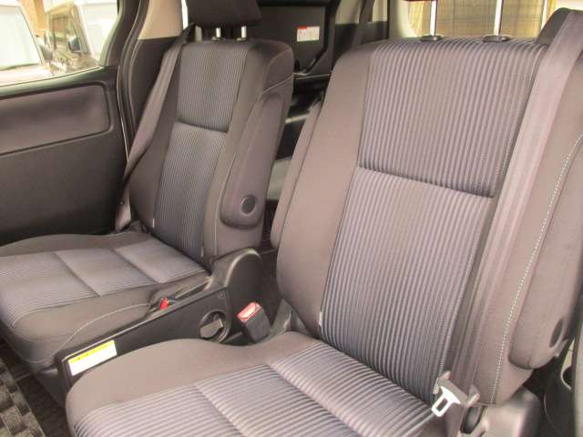 トヨタ ノア ２．０ ＳＩ H28年 (中国) 99