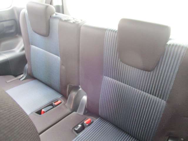 トヨタ ノア ２．０ ＳＩ H28年 (中国) 99