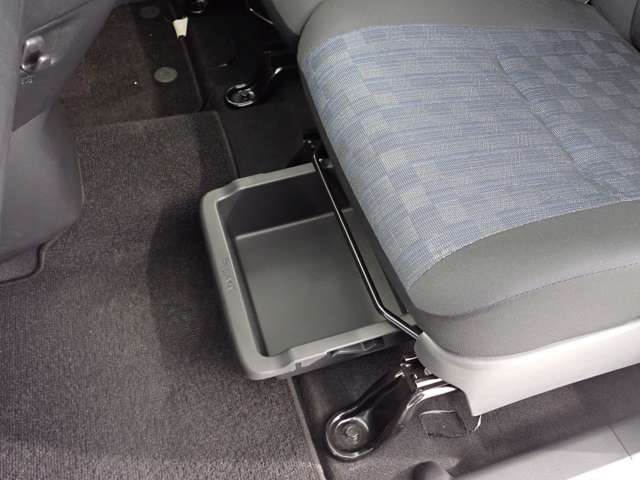 日産 デイズ ６６０ ハイウェイスターＸ R5年 (関東) 99