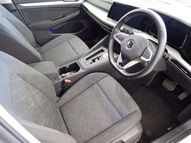 フォルクスワーゲン ゴルフ ｅＴＳＩ　アクティブ R3年 (関東) 99