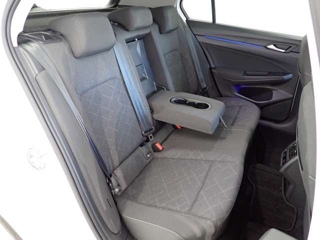 フォルクスワーゲン ゴルフ ｅＴＳＩ　アクティブ R3年 (関東) 99