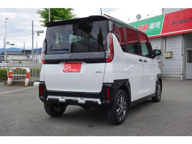 三菱 デリカ　ミニ ６６０ Ｔ プレミアム ４ＷＤ R5年 () 99