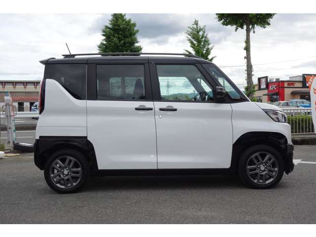 三菱 デリカ　ミニ ６６０ Ｔ プレミアム ４ＷＤ R5年 () 99