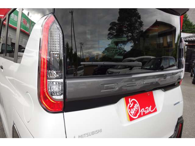 三菱 デリカ　ミニ ６６０ Ｔ プレミアム ４ＷＤ R5年 () 99