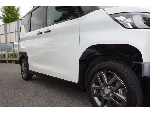 三菱 デリカ　ミニ ６６０ Ｔ プレミアム ４ＷＤ R5年 () 99