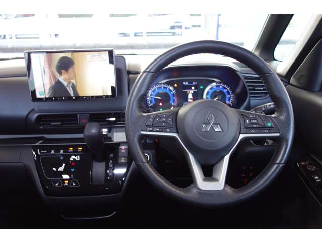 三菱 デリカ　ミニ ６６０ Ｔ プレミアム ４ＷＤ R5年 () 99