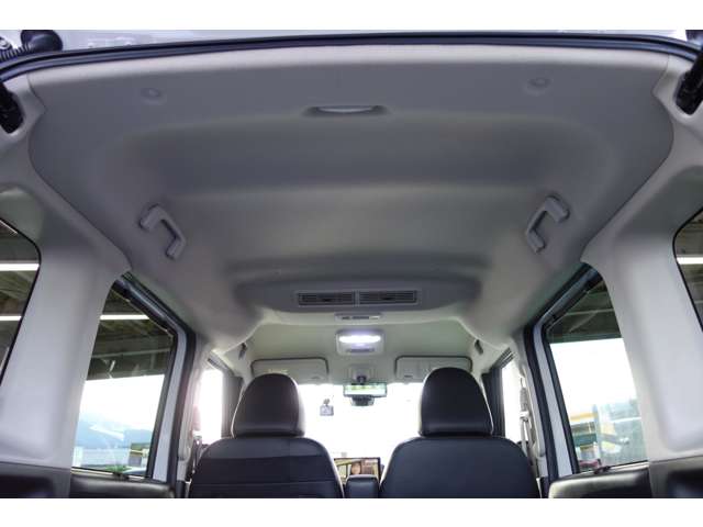 三菱 デリカ　ミニ ６６０ Ｔ プレミアム ４ＷＤ R5年 () 99