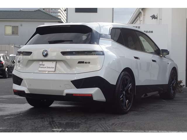 ＢＭＷ ｉＸ Ｍ６０ ４ＷＤ R6年 (近畿) 99