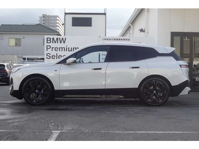 ＢＭＷ ｉＸ Ｍ６０ ４ＷＤ R6年 (近畿) 99