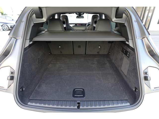 ＢＭＷ ｉＸ Ｍ６０ ４ＷＤ R6年 (近畿) 99