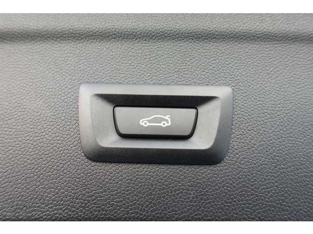 ＢＭＷ ｉＸ Ｍ６０ ４ＷＤ R6年 (近畿) 99