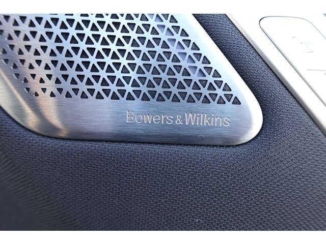 ＢＭＷ ｉＸ Ｍ６０ ４ＷＤ R6年 (近畿) 99