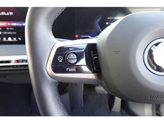 ＢＭＷ ｉＸ Ｍ６０ ４ＷＤ R6年 (近畿) 99