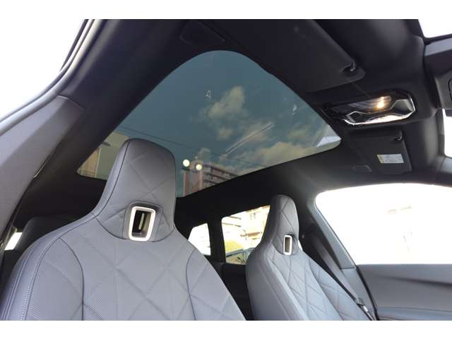 ＢＭＷ ｉＸ Ｍ６０ ４ＷＤ R6年 (近畿) 99