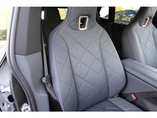 ＢＭＷ ｉＸ Ｍ６０ ４ＷＤ R6年 (近畿) 99