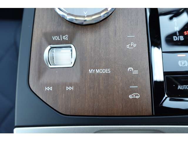 ＢＭＷ ｉＸ Ｍ６０ ４ＷＤ R6年 (近畿) 99