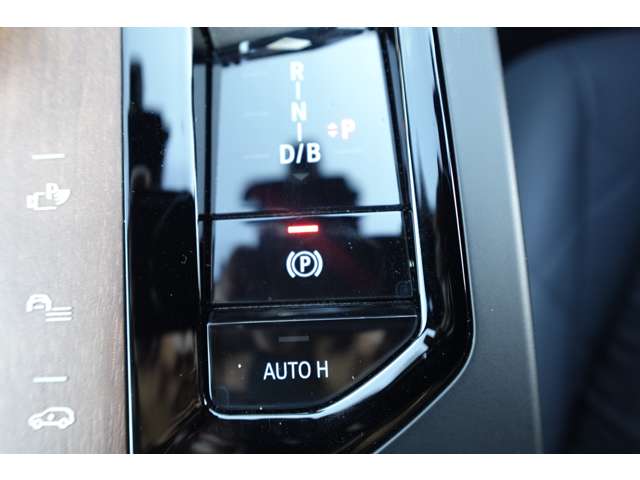 ＢＭＷ ｉＸ Ｍ６０ ４ＷＤ R6年 (近畿) 99