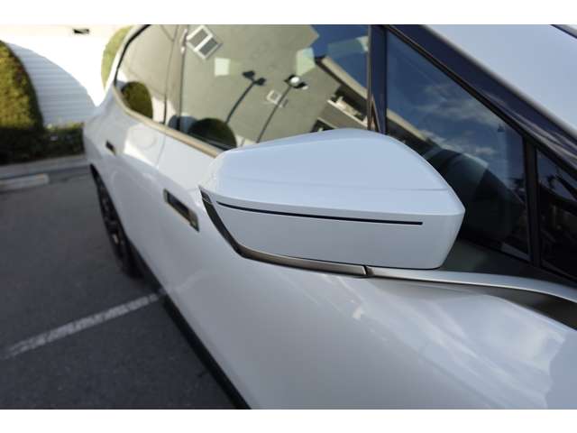 ＢＭＷ ｉＸ Ｍ６０ ４ＷＤ R6年 (近畿) 99