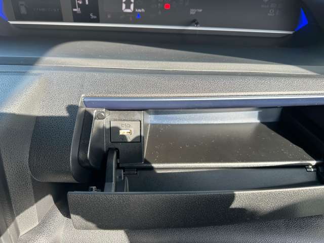 ダイハツ タント ６６０ カスタム ＲＳ R6年 (東海) 99