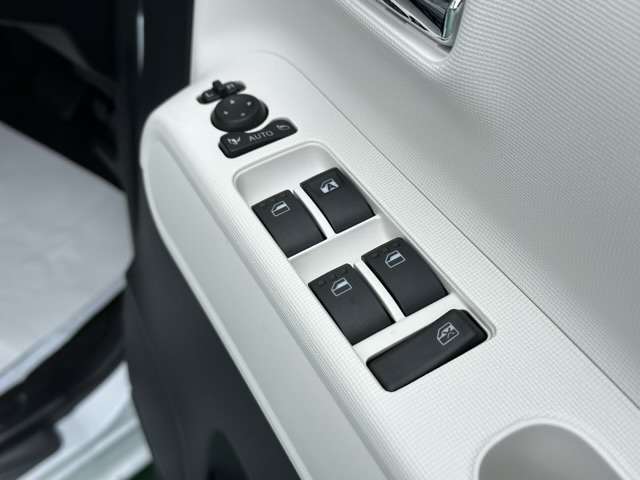 ダイハツ ムーヴ　キャンバス ６６０ ストライプス Ｇ R6年 (東海) 99