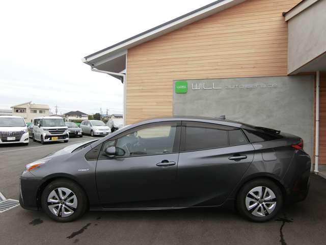 トヨタ プリウス １．８ Ａ H28年 (中国) 99