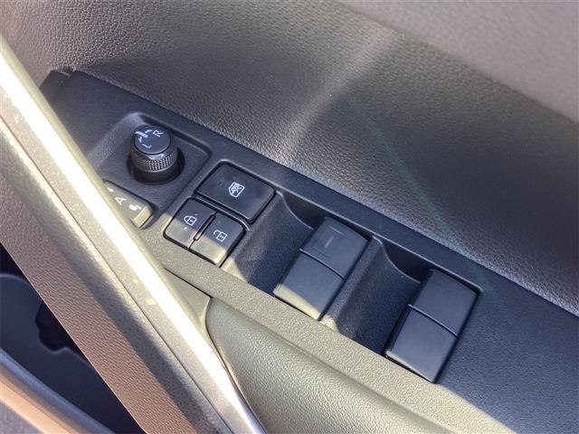 トヨタ カローラクロス ２．０ Ｚ R6年 (東海) 99