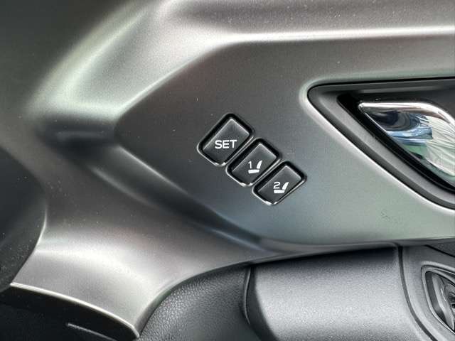 スバル インプレッサ　ハイブリッド ２．０ ＳＴ－Ｈ ４ＷＤ R6年 (東海) 99