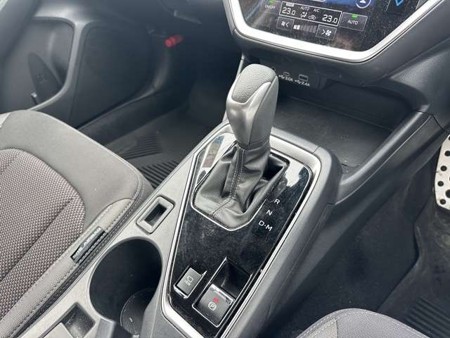 スバル インプレッサ　ハイブリッド ２．０ ＳＴ－Ｈ ４ＷＤ R6年 (東海) 99