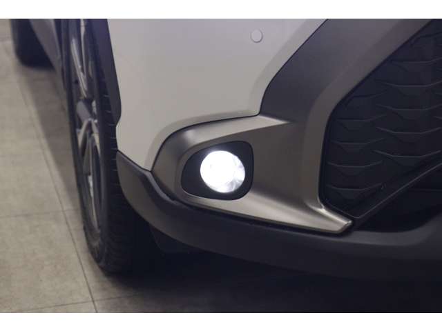 トヨタ カローラクロス　ハイブリッド １．８ ハイブリッド Ｚ R7年 (東海) 99