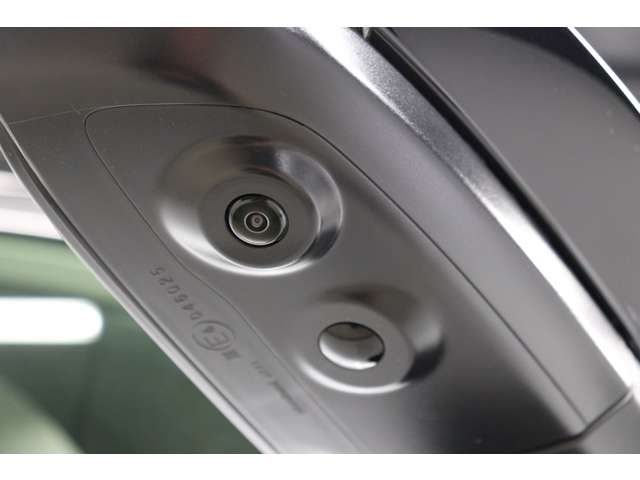 トヨタ カローラクロス　ハイブリッド １．８ ハイブリッド Ｚ R7年 (東海) 99