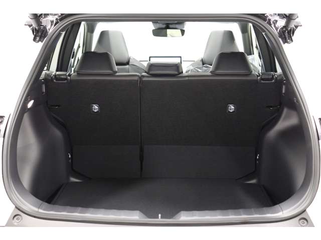 トヨタ カローラクロス　ハイブリッド １．８ ハイブリッド Ｚ R7年 (東海) 99