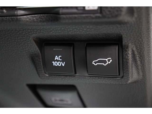 トヨタ カローラクロス　ハイブリッド １．８ ハイブリッド Ｚ R7年 (東海) 99