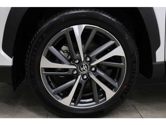 トヨタ カローラクロス　ハイブリッド １．８ ハイブリッド Ｚ R7年 (東海) 99