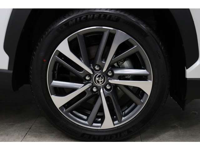 トヨタ カローラクロス　ハイブリッド １．８ ハイブリッド Ｚ R7年 (東海) 99