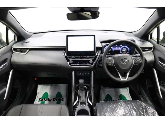 トヨタ カローラクロス　ハイブリッド １．８ ハイブリッド Ｚ R7年 (東海) 99